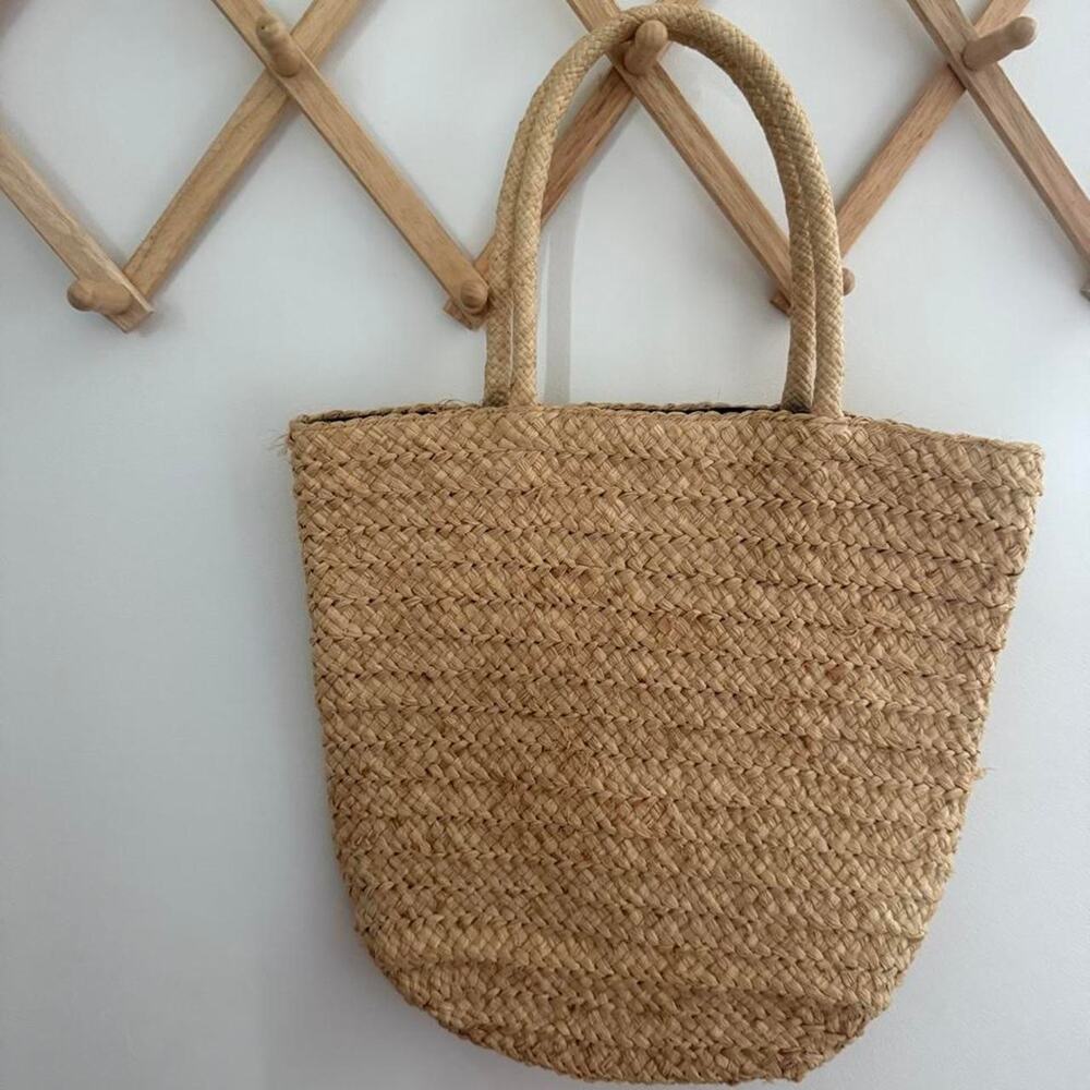 Natural jute tote beach bag
